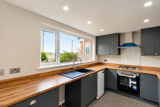 5 Woodland Avenue, Ormskirk photo 4