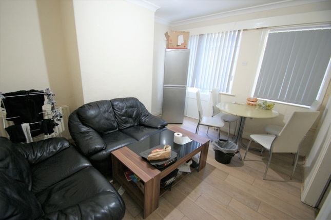 Thumbnail Terraced house to rent in Kelso Gardens, University, Leeds