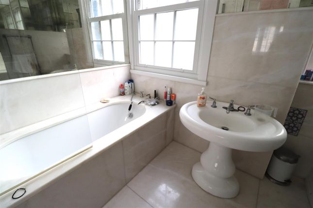 Terraced house to rent in Northwick Close, St John's Wood