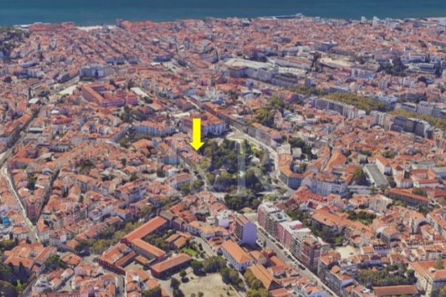 Block of flats for sale in Campo De Santana (Pena), Arroios, Lisboa