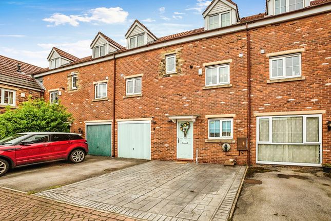 Town house for sale in Loscoe Grove, Goldthorpe, Rotherham