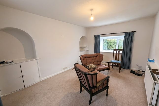 Terraced house for sale in 35 West Morton Street, Thornhill