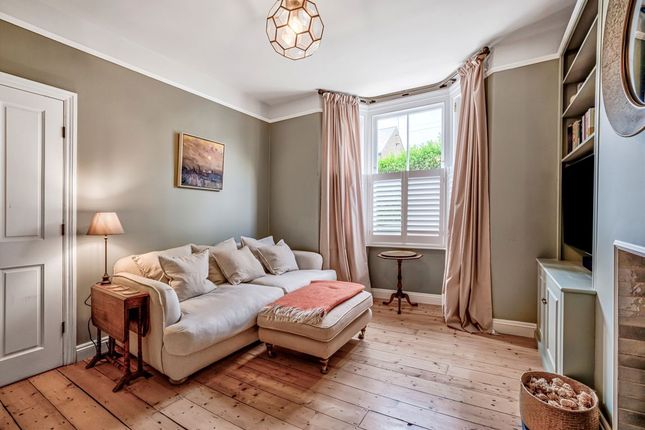 91, Grosvenor Road, London photo 2