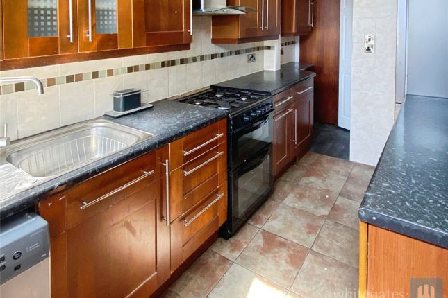 67, Moorlands Road, Dewsbury photo 5