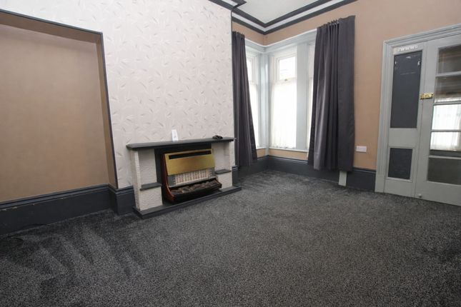 2 Salford, Todmorden photo 2