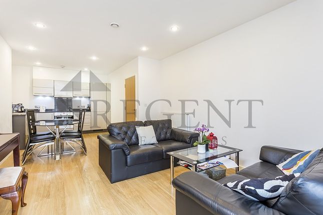 403, Caspian Apartments, Salton Square, London photo 3