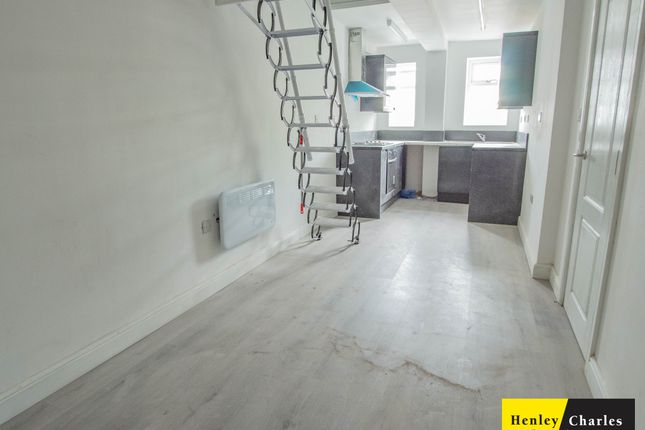Flat 2, 19-20, Vicarage Place, Birmingham photo 2