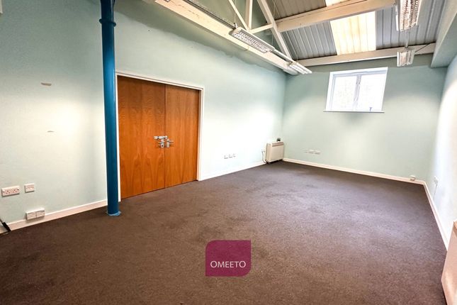 Office to let in No 5 Creative Suite, Pleasley Bus Park, Mansfield