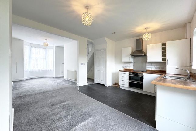 2-bed house on 125, Marmadon Road, London, £1,750/mo
