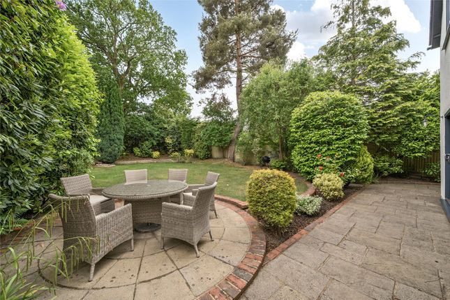 99, Ambleside Road, Surrey photo 3