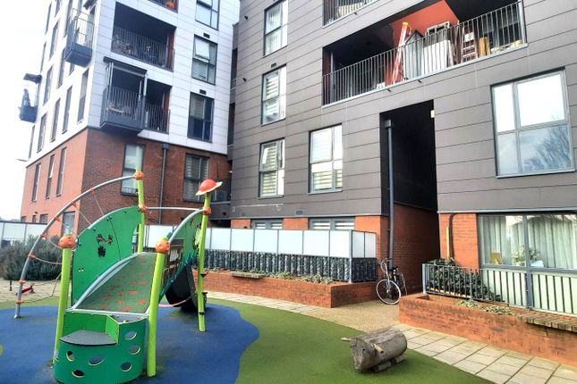5, Gordon House, 67 Stamford Hill, London photo 2