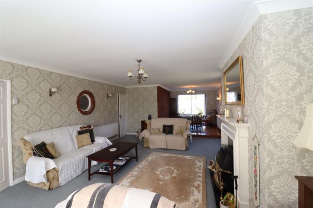 Walford Dene, Main Road, Brough photo 3