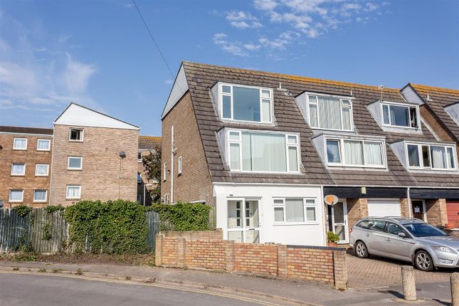HOLS - Reel Time, 54 Perry Gardens, Poole photo 3