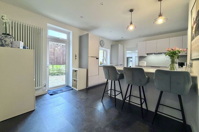 105, Lower Oldfield Park, Bath photo 3