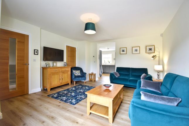 42, Amelia Wood Way, Louth photo 2