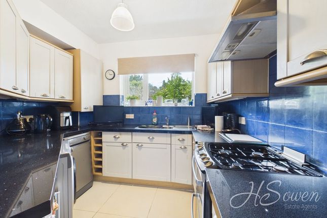 Flat 1, Torwood gardens court, Torwood Gardens Road, Torquay photo 4