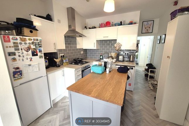 Flat, Bath Road Brislington, Bristol photo 3