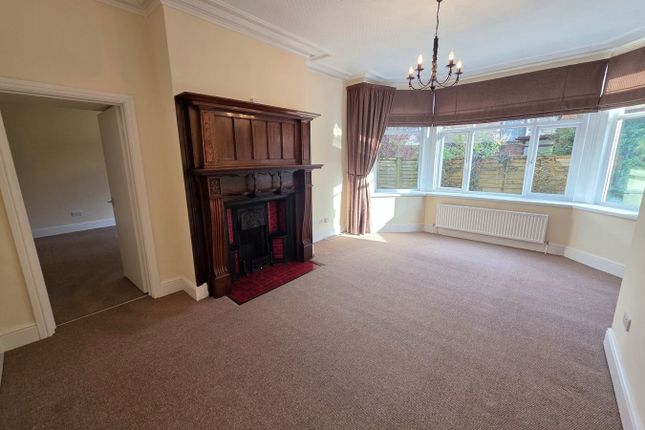 Avenue Court, Avenue Road, Abergavenny photo 3