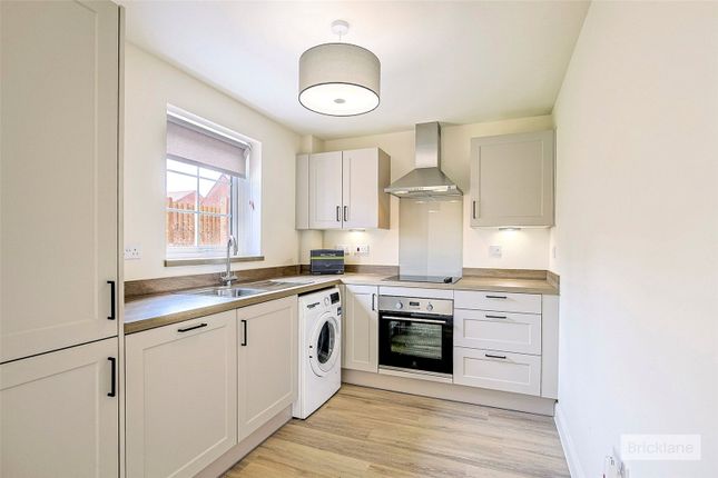 Skelton Drive, Bury St. Edmunds photo 2
