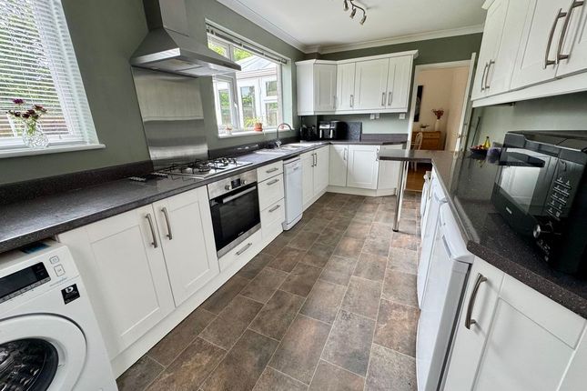 5, Stirling Court, Holmes Chapel photo 4