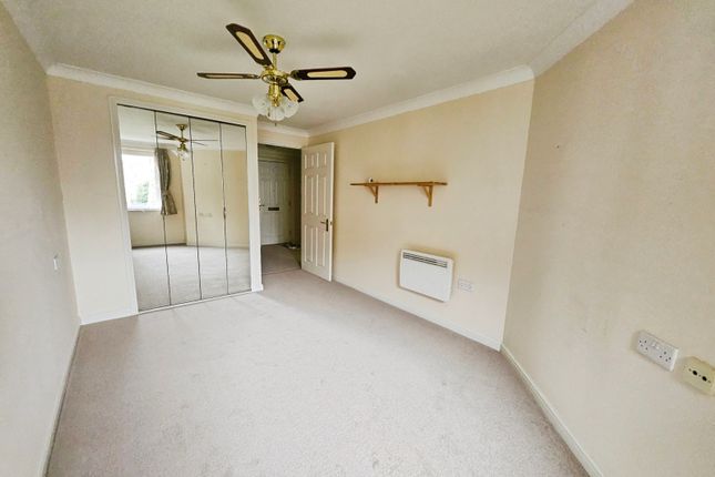 36, Millfield Court, West Sussex photo 3