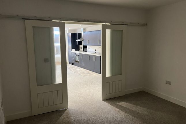 Apt 2, 4 Chapelgate, Retford, Retford photo 3