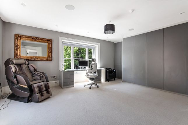 Bedroom/Office