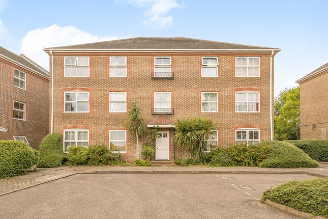 32, Paxton Road, London photo 2