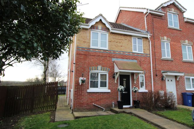 End terrace house for sale in Hawthorne Drive, Rotherham