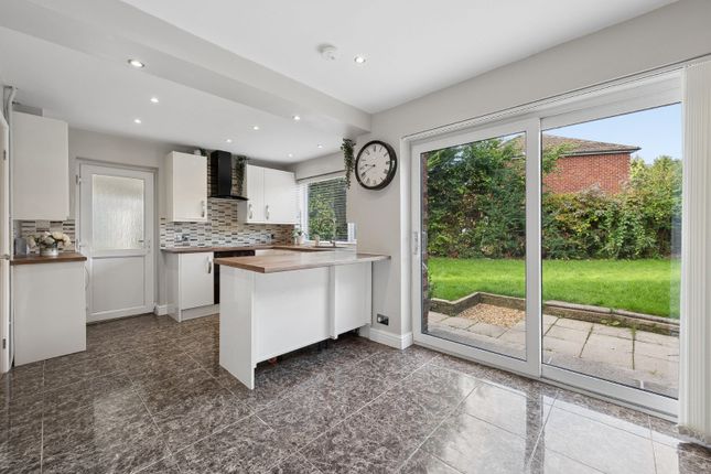 Oakdale House, 28, Newlands Drive, Cheshire photo 2