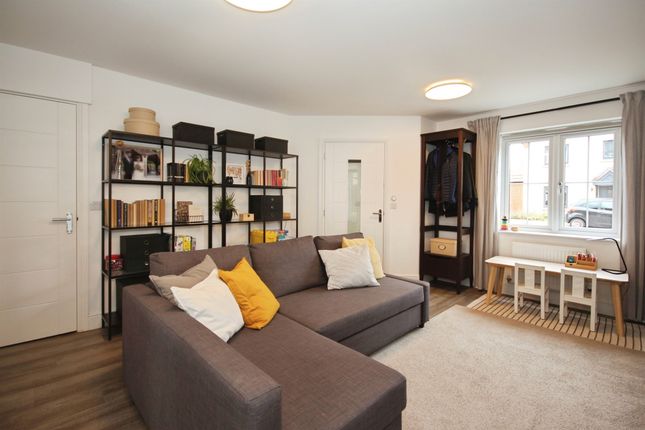 10, Jubilee Way, LEAMINGTON SPA photo 2