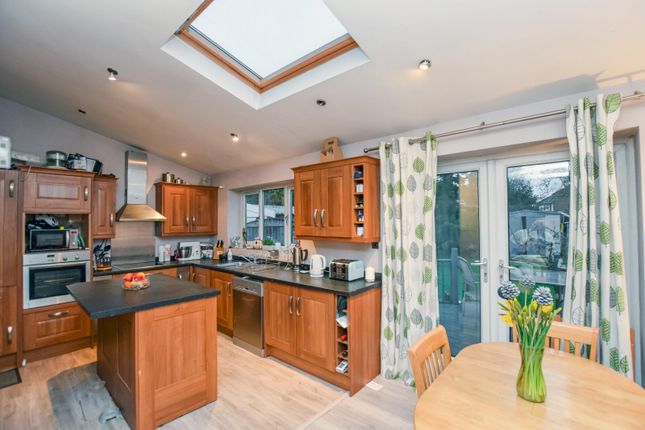 45, Crofton Avenue, Altrincham photo 2