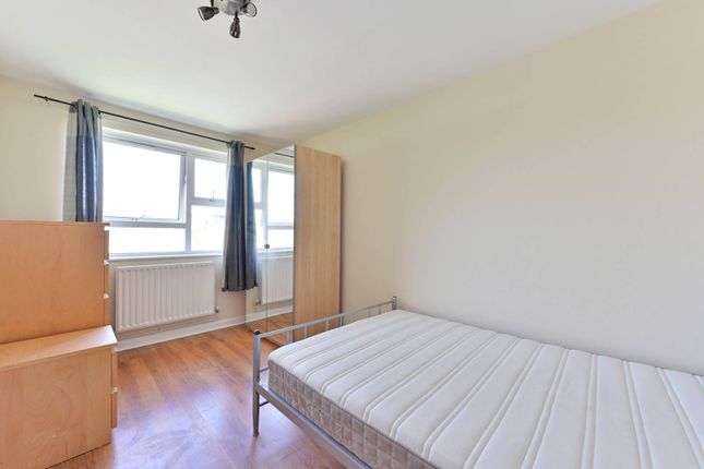 Thumbnail Flat to rent in South Park Road, South Park Gardens, London