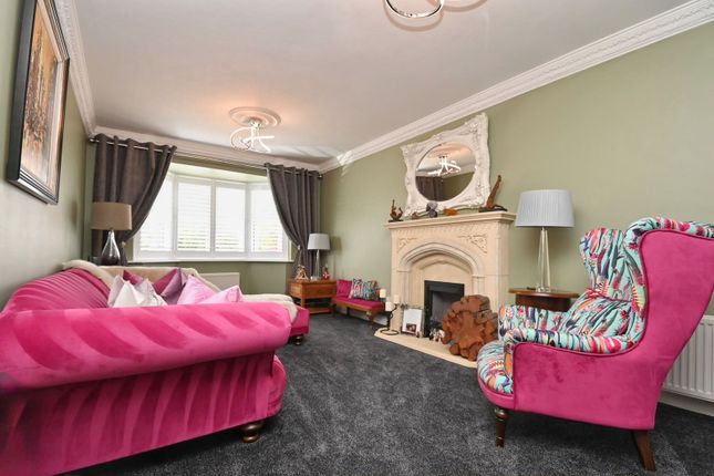 49, Oaks Farm Drive, Barnsley photo 2