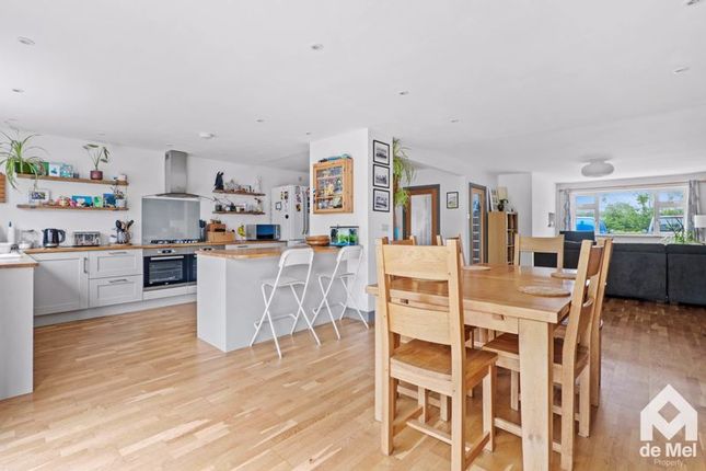 24, Cleeve Road, Cheltenham photo 4