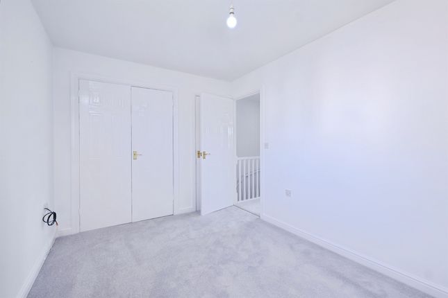 109, Lakeside Way, Ebbw Vale photo 4