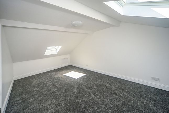Room 4, Torquay photo 3