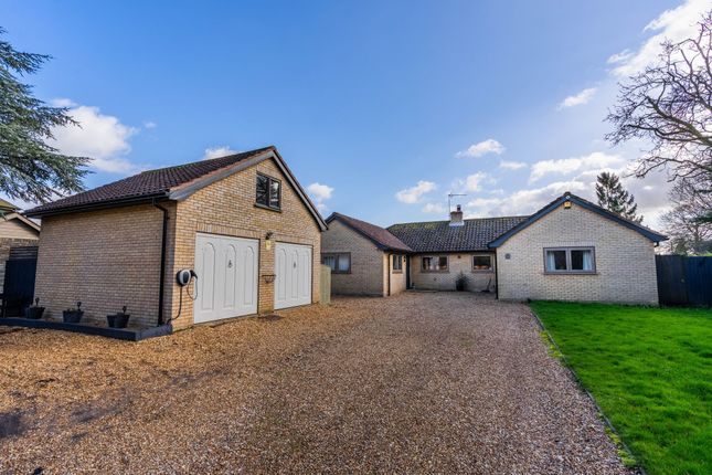 Thumbnail Detached bungalow for sale in High Street, Conington