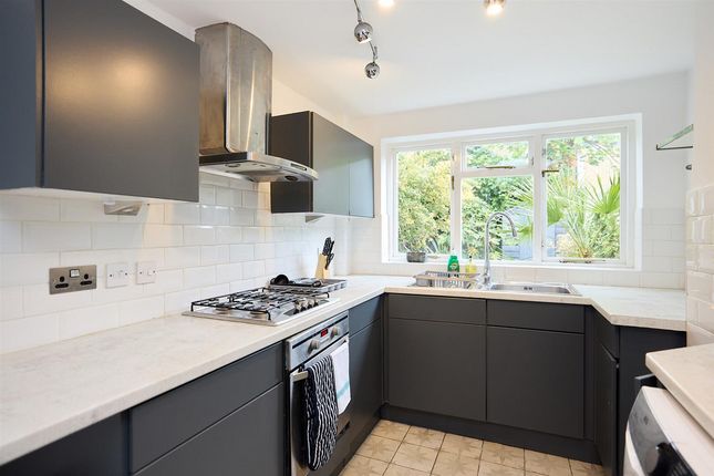 40, Huxley Street, London photo 4