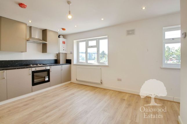 Flat 4, Baytree House, Sutton Lane, Langley photo 5