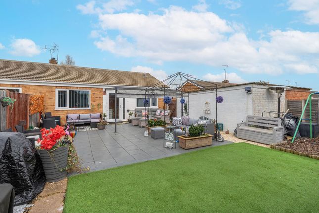 57 Lloyds Avenue, Lowestoft photo 2