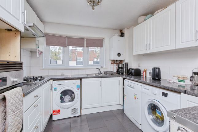 30, Shakespeare Close, Leicester photo 3