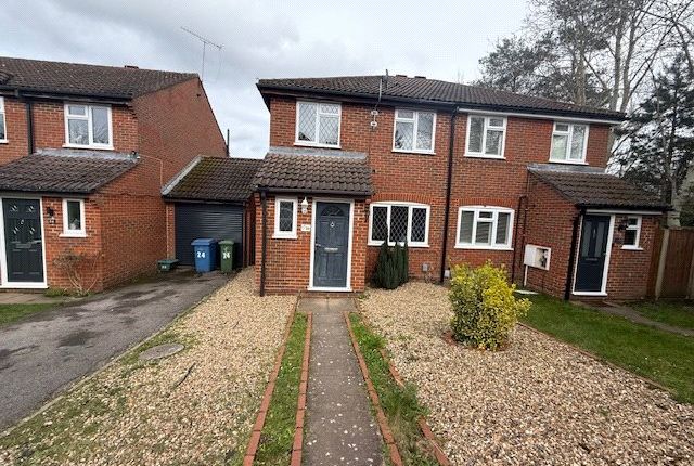 3-bed semi-detached on 22, Galloway Close, Hampshire, £1,900/mo