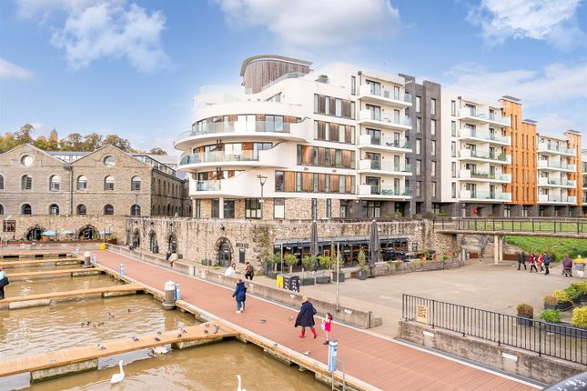 Thumbnail Flat to rent in Millennium Promenade, Bristol
