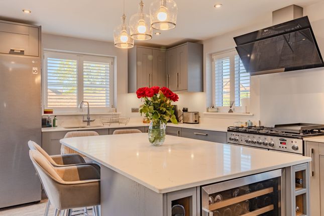 2 Lockhart Close, Leicester photo 3