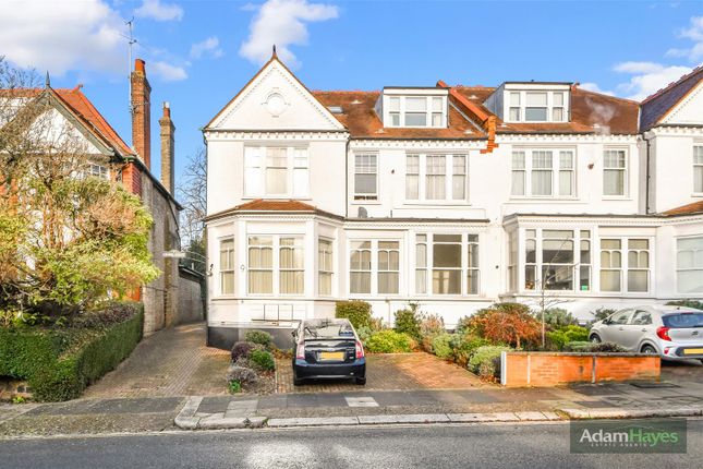 Flat for sale in St. Mary's Avenue, Finchley Central
