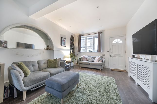 5, Primrose Avenue, Enfield photo 3
