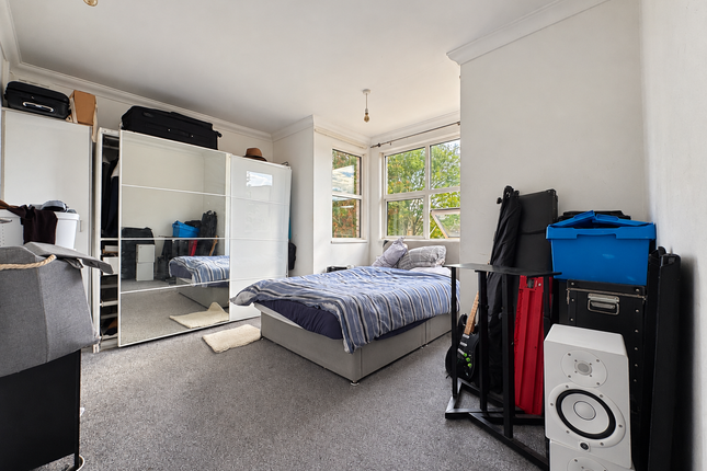 Brownhill Road, London photo 2