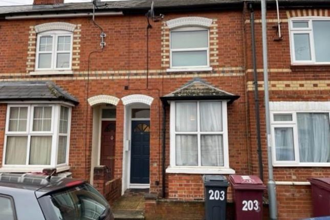 Property to rent in Wykeham Road, Reading RG6