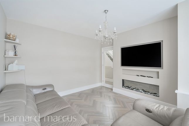 74, Brook Road, Redhill photo 3